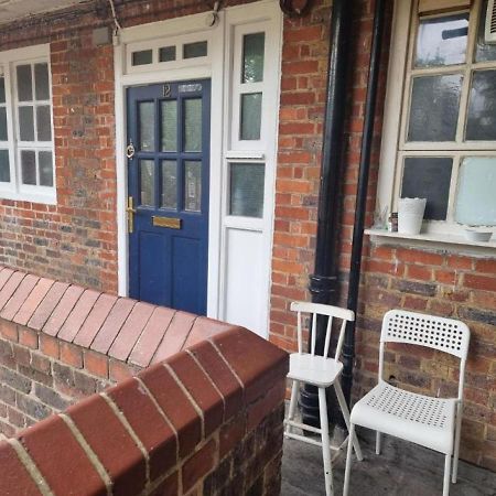 Beautiful 2 Bedroom Flat In Frampton Street London Eksteriør bilde
